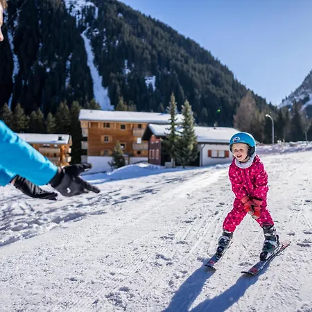 Landal Hochmontafon 홀리데이파크 가글린